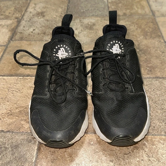 Nike  Size 7.5 - Picture 3 of 7